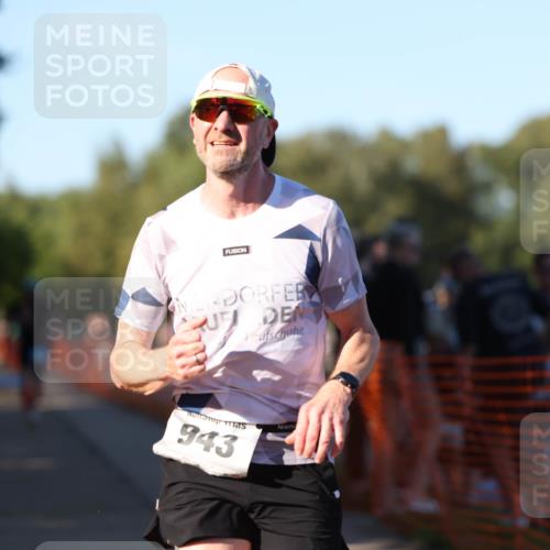 07.09.2025 - 19. Norderstedt Triathlon Michael Strokosch http://msf.ph/oto/8777894 07.09.2025 16:53:02 Laufen 378, 1419 meine-sportfotos.de