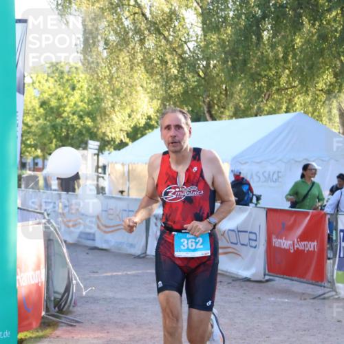 07.09.2025 - 19. Norderstedt Triathlon Zöllner http://msf.ph/oto/8777902 07.09.2025 17:17:07 Ziel 362 meine-sportfotos.de
