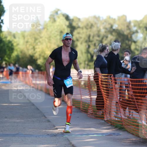 07.09.2025 - 19. Norderstedt Triathlon Michael Strokosch http://msf.ph/oto/8777924 07.09.2025 16:53:07 Laufen 378 meine-sportfotos.de
