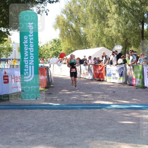 07.09.2025 - 19. Norderstedt Triathlon Zöllner http://msf.ph/oto/8777950 07.09.2025 12:23:42 Ziel 148 meine-sportfotos.de