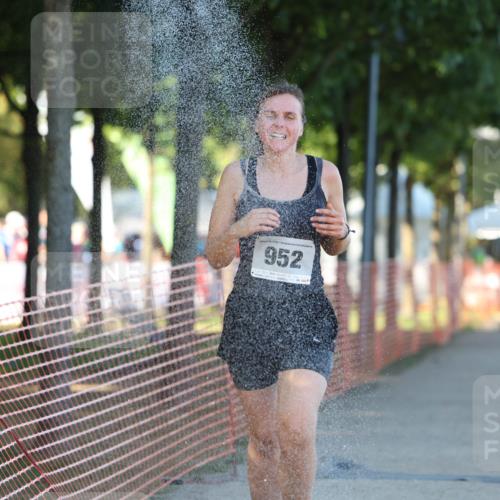 07.09.2025 - 19. Norderstedt Triathlon Michael Strokosch http://msf.ph/oto/8777979 07.09.2025 16:53:31 Laufen 386, 885, 952 meine-sportfotos.de