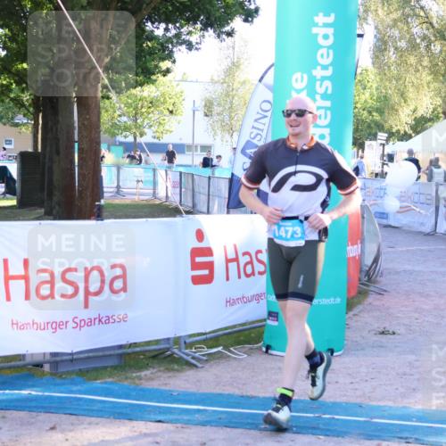 07.09.2025 - 19. Norderstedt Triathlon Zöllner http://msf.ph/oto/8777980 07.09.2025 17:19:10 Ziel 1473 meine-sportfotos.de