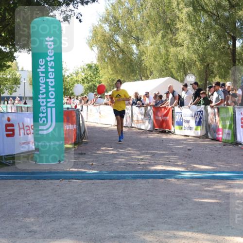 07.09.2025 - 19. Norderstedt Triathlon Zöllner http://msf.ph/oto/8777999 07.09.2025 12:23:49 Ziel 148, 228 meine-sportfotos.de