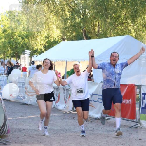 07.09.2025 - 19. Norderstedt Triathlon Zöllner http://msf.ph/oto/8778002 07.09.2025 17:19:22 Ziel 936 meine-sportfotos.de