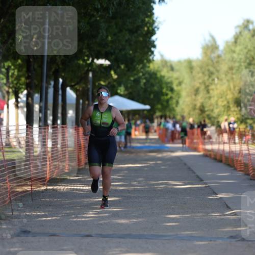 07.09.2025 - 19. Norderstedt Triathlon Michael Strokosch http://msf.ph/oto/8778003 07.09.2025 15:52:37 Laufen 453 meine-sportfotos.de
