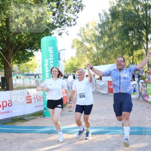 07.09.2025 - 19. Norderstedt Triathlon Zöllner http://msf.ph/oto/8778053 07.09.2025 17:19:24 Ziel 936 meine-sportfotos.de