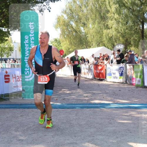 07.09.2025 - 19. Norderstedt Triathlon Zöllner http://msf.ph/oto/8778068 07.09.2025 12:24:22 Ziel 138, 152 meine-sportfotos.de
