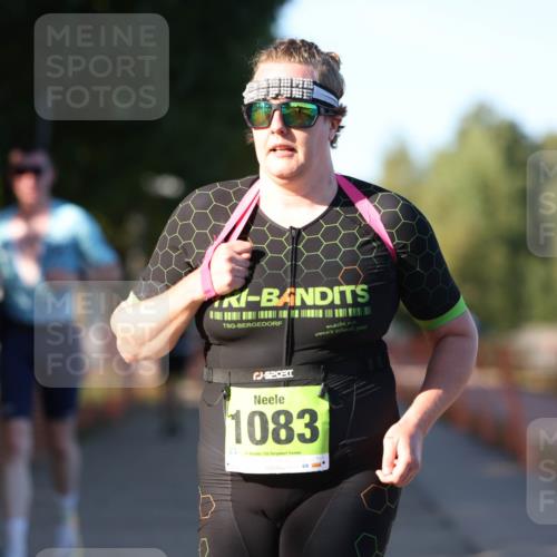 07.09.2025 - 19. Norderstedt Triathlon Michael Strokosch http://msf.ph/oto/8778070 07.09.2025 16:53:55 Laufen 390, 405, 1083 meine-sportfotos.de