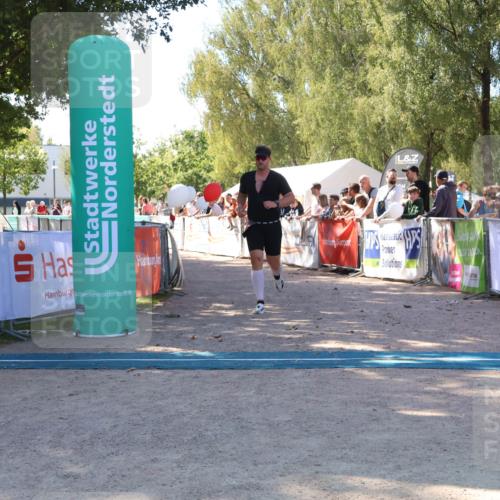 07.09.2025 - 19. Norderstedt Triathlon Zöllner http://msf.ph/oto/8778095 07.09.2025 12:24:26 Ziel 138, 152, 281 meine-sportfotos.de