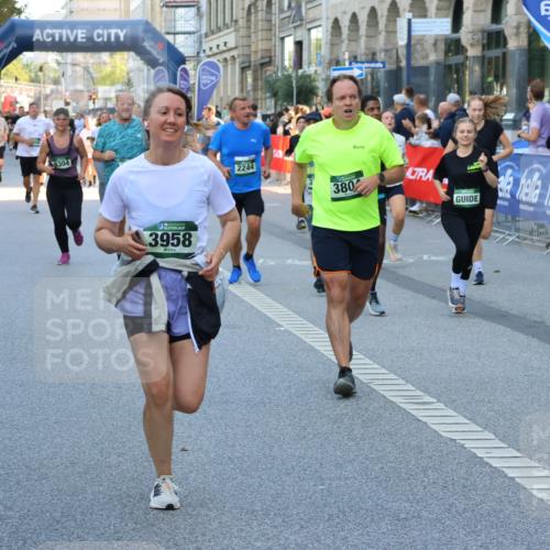 07.09.2025 - BARMER Alsterlauf Strokosch-Dieckow http://msf.ph/oto/8778156 07.09.2025 10:06:54 Ziel 2109, 2110, 2218, 2260, 2263, 2637, 2767, 2806, 2959, 2962, 3196, 3274, 3319, 3343, 3576, 3782, 3807, 3820, 3878, 3998, 4061, 4063, 4153, 4263, 4309, 4409, 4503, 4710, 4715, 4736, 4957, 5060, 5113, 5292, 5361, 5365, 5932, 6061, 6063, 8157, 8205, 8363 meine-sportfotos.de
