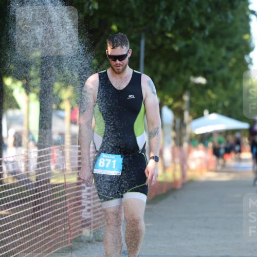 07.09.2025 - 19. Norderstedt Triathlon Michael Strokosch http://msf.ph/oto/8778168 07.09.2025 16:54:17 Laufen 871, 873, 1409 meine-sportfotos.de