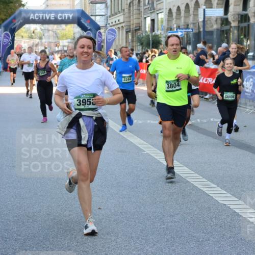 07.09.2025 - BARMER Alsterlauf Strokosch-Dieckow http://msf.ph/oto/8778176 07.09.2025 10:06:54 Ziel 2109, 2110, 2218, 2260, 2263, 2637, 2767, 2806, 2959, 2962, 3196, 3274, 3319, 3343, 3576, 3782, 3807, 3820, 3878, 3998, 4061, 4063, 4153, 4263, 4309, 4409, 4503, 4710, 4715, 4736, 4957, 5060, 5113, 5292, 5361, 5365, 5932, 6061, 6063, 8157, 8205, 8363 meine-sportfotos.de