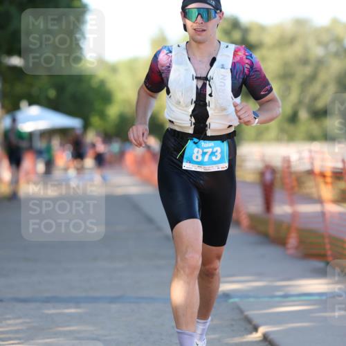 07.09.2025 - 19. Norderstedt Triathlon Michael Strokosch http://msf.ph/oto/8778192 07.09.2025 16:54:23 Laufen 873, 1409 meine-sportfotos.de