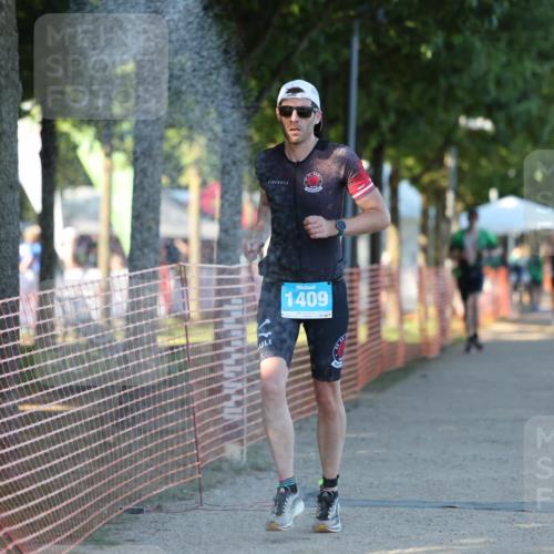 07.09.2025 - 19. Norderstedt Triathlon Michael Strokosch http://msf.ph/oto/8778194 07.09.2025 16:54:24 Laufen 873, 1409 meine-sportfotos.de