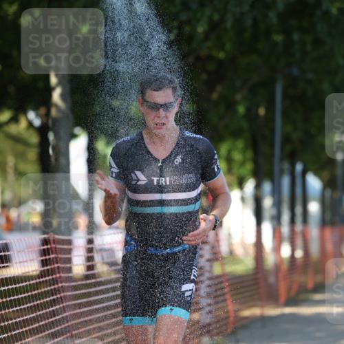 07.09.2025 - 19. Norderstedt Triathlon Michael Strokosch http://msf.ph/oto/8778195 07.09.2025 15:53:38 Laufen 1484 meine-sportfotos.de