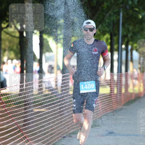07.09.2025 - 19. Norderstedt Triathlon Michael Strokosch http://msf.ph/oto/8778199 07.09.2025 16:54:25 Laufen 873, 1409 meine-sportfotos.de