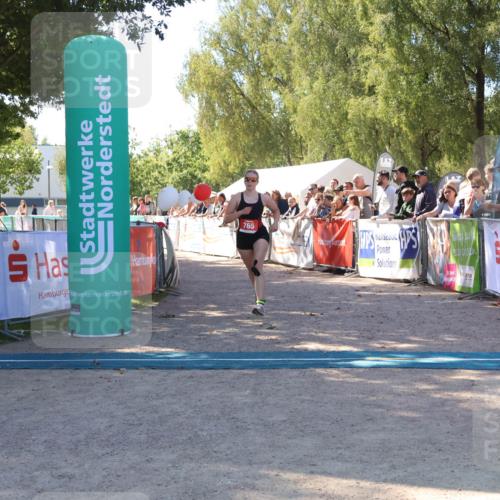 07.09.2025 - 19. Norderstedt Triathlon Zöllner http://msf.ph/oto/8778227 07.09.2025 12:27:36 Ziel 765 meine-sportfotos.de