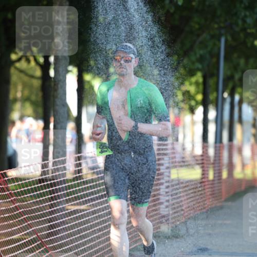 07.09.2025 - 19. Norderstedt Triathlon Michael Strokosch http://msf.ph/oto/8778228 07.09.2025 16:54:35 Laufen 1405, 1557 meine-sportfotos.de
