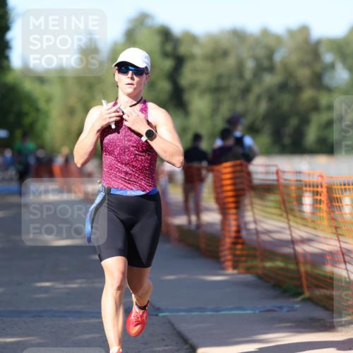 07.09.2025 - 19. Norderstedt Triathlon Michael Strokosch http://msf.ph/oto/8778257 07.09.2025 15:54:03 Laufen 464 meine-sportfotos.de