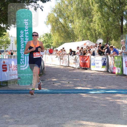 07.09.2025 - 19. Norderstedt Triathlon Zöllner http://msf.ph/oto/8778282 07.09.2025 12:28:05 Ziel 1305 meine-sportfotos.de