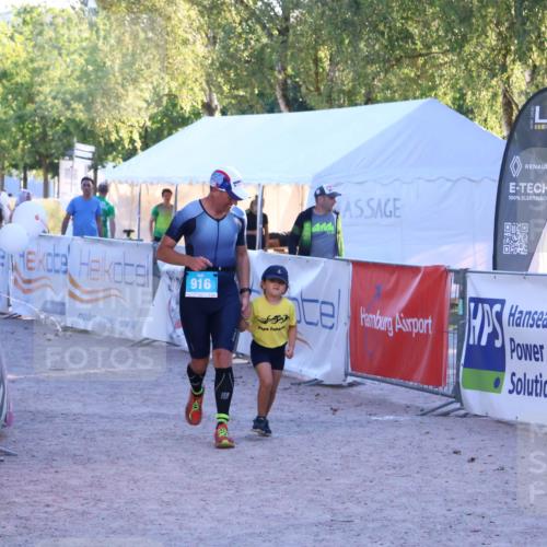 07.09.2025 - 19. Norderstedt Triathlon Zöllner http://msf.ph/oto/8778290 07.09.2025 17:20:41 Ziel 916 meine-sportfotos.de
