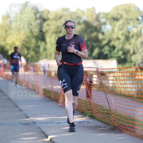 07.09.2025 - 19. Norderstedt Triathlon Michael Strokosch http://msf.ph/oto/8778300 07.09.2025 16:54:42 Laufen 870, 1405, 1557 meine-sportfotos.de