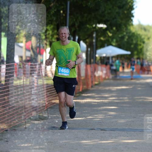 07.09.2025 - 19. Norderstedt Triathlon Michael Strokosch http://msf.ph/oto/8778316 07.09.2025 15:54:32 Laufen 1466 meine-sportfotos.de