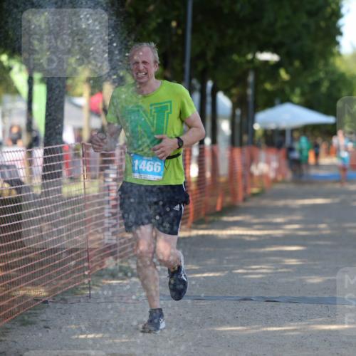 07.09.2025 - 19. Norderstedt Triathlon Michael Strokosch http://msf.ph/oto/8778332 07.09.2025 15:54:33 Laufen 1466 meine-sportfotos.de
