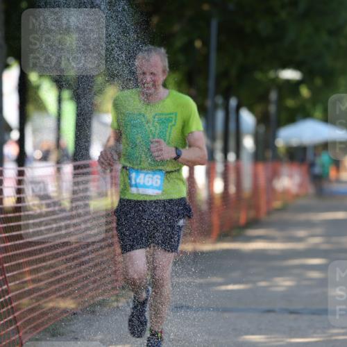 07.09.2025 - 19. Norderstedt Triathlon Michael Strokosch http://msf.ph/oto/8778339 07.09.2025 15:54:33 Laufen 1466 meine-sportfotos.de
