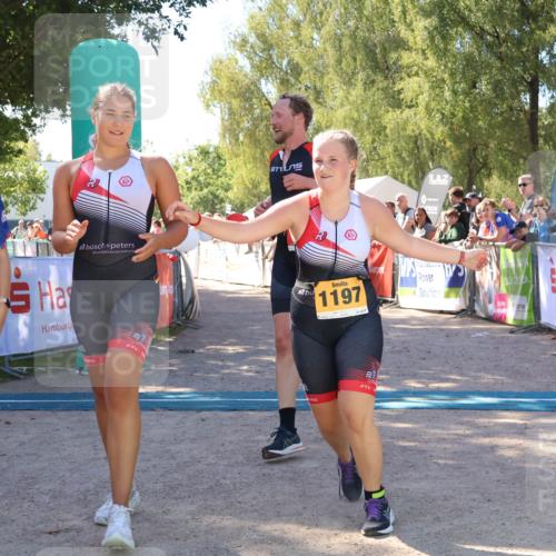 07.09.2025 - 19. Norderstedt Triathlon Zöllner http://msf.ph/oto/8778367 07.09.2025 12:29:05 Ziel 736, 1197, 1348 meine-sportfotos.de
