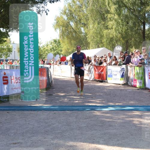 07.09.2025 - 19. Norderstedt Triathlon Zöllner http://msf.ph/oto/8778433 07.09.2025 12:29:43 Ziel 1306 meine-sportfotos.de