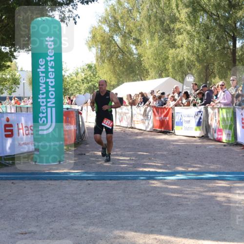 07.09.2025 - 19. Norderstedt Triathlon Zöllner http://msf.ph/oto/8778469 07.09.2025 12:29:49 Ziel 1217, 1306 meine-sportfotos.de