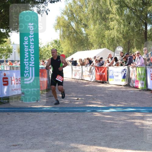 07.09.2025 - 19. Norderstedt Triathlon Zöllner http://msf.ph/oto/8778474 07.09.2025 12:29:50 Ziel 1217 meine-sportfotos.de
