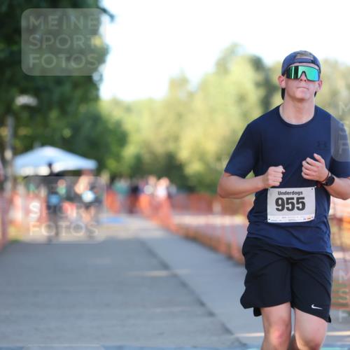 07.09.2025 - 19. Norderstedt Triathlon Michael Strokosch http://msf.ph/oto/8778476 07.09.2025 16:58:18 Laufen 955, 1091, 1410 meine-sportfotos.de