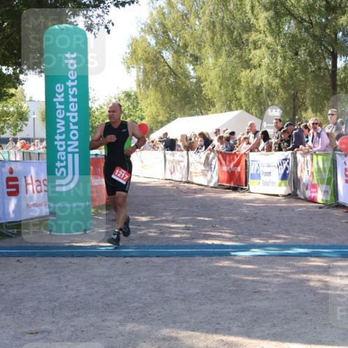 07.09.2025 - 19. Norderstedt Triathlon Zöllner http://msf.ph/oto/8778478 07.09.2025 12:29:50 Ziel 1217 meine-sportfotos.de