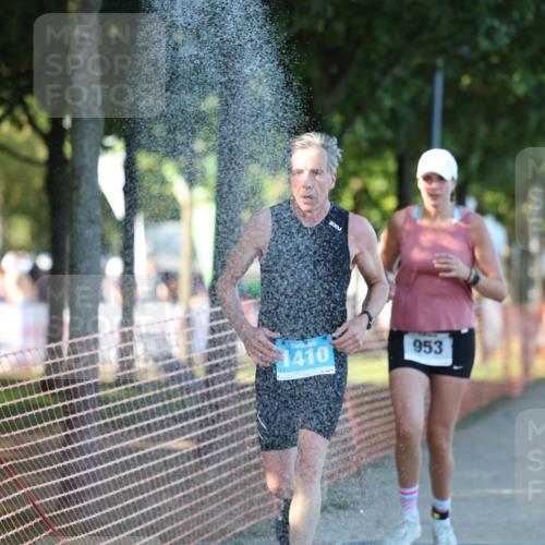 07.09.2025 - 19. Norderstedt Triathlon Michael Strokosch http://msf.ph/oto/8778481 07.09.2025 16:58:19 Laufen 955, 1410 meine-sportfotos.de