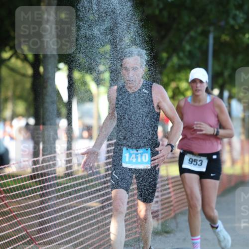 07.09.2025 - 19. Norderstedt Triathlon Michael Strokosch http://msf.ph/oto/8778486 07.09.2025 16:58:19 Laufen 955, 1410 meine-sportfotos.de