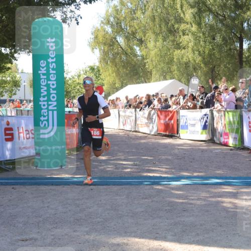 07.09.2025 - 19. Norderstedt Triathlon Zöllner http://msf.ph/oto/8778505 07.09.2025 12:30:00 Ziel 186 meine-sportfotos.de
