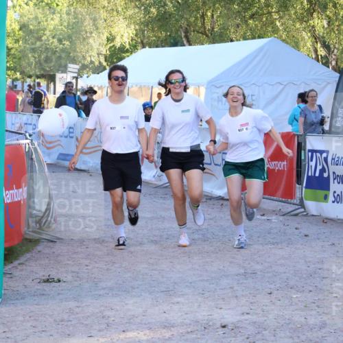 07.09.2025 - 19. Norderstedt Triathlon Zöllner http://msf.ph/oto/8778527 07.09.2025 17:22:33 Ziel 937 meine-sportfotos.de