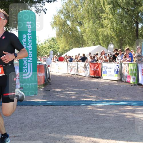 07.09.2025 - 19. Norderstedt Triathlon Zöllner http://msf.ph/oto/8778538 07.09.2025 12:30:20 Ziel 1357 meine-sportfotos.de