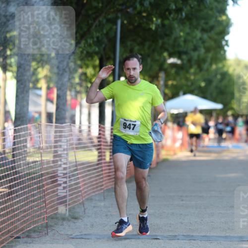 07.09.2025 - 19. Norderstedt Triathlon Michael Strokosch http://msf.ph/oto/8778557 07.09.2025 16:58:40 Laufen 947, 1558, 1560 meine-sportfotos.de