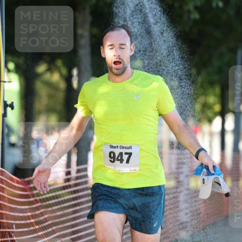 07.09.2025 - 19. Norderstedt Triathlon Michael Strokosch http://msf.ph/oto/8778573 07.09.2025 16:58:41 Laufen 947, 1558, 1560 meine-sportfotos.de