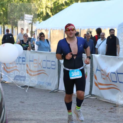 07.09.2025 - 19. Norderstedt Triathlon Zöllner http://msf.ph/oto/8778580 07.09.2025 17:23:48 Ziel 380 meine-sportfotos.de
