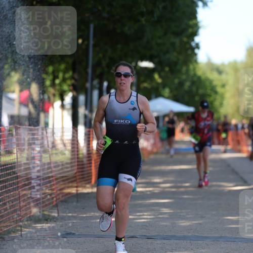 07.09.2025 - 19. Norderstedt Triathlon Michael Strokosch http://msf.ph/oto/8778592 07.09.2025 15:55:23 Laufen 439, 443, 450, 1510 meine-sportfotos.de