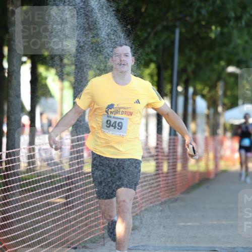 07.09.2025 - 19. Norderstedt Triathlon Michael Strokosch http://msf.ph/oto/8778607 07.09.2025 16:58:53 Laufen 926, 945 meine-sportfotos.de