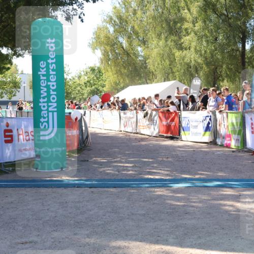07.09.2025 - 19. Norderstedt Triathlon Zöllner http://msf.ph/oto/8778621 07.09.2025 12:31:01 Ziel 303 meine-sportfotos.de