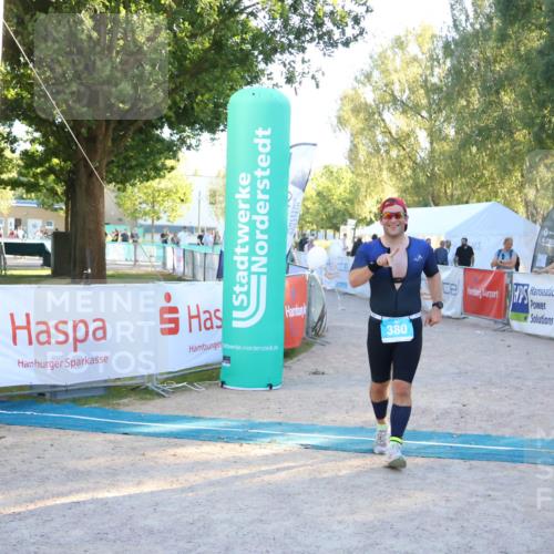 07.09.2025 - 19. Norderstedt Triathlon Zöllner http://msf.ph/oto/8778631 07.09.2025 17:23:52 Ziel 380 meine-sportfotos.de