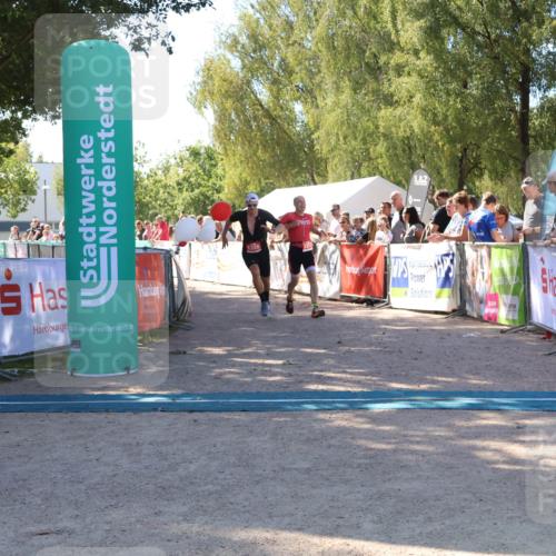 07.09.2025 - 19. Norderstedt Triathlon Zöllner http://msf.ph/oto/8778639 07.09.2025 12:31:19 Ziel 1320, 1372 meine-sportfotos.de