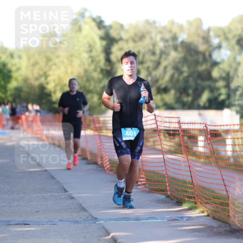 07.09.2025 - 19. Norderstedt Triathlon Michael Strokosch http://msf.ph/oto/8778651 07.09.2025 16:59:03 Laufen 401, 866, 926, 945, 1413 meine-sportfotos.de