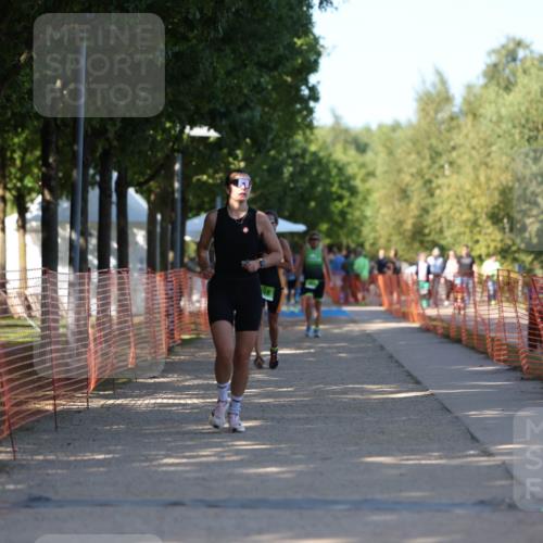 07.09.2025 - 19. Norderstedt Triathlon Michael Strokosch http://msf.ph/oto/8778684 07.09.2025 15:55:33 Laufen 458, 1453, 1510 meine-sportfotos.de